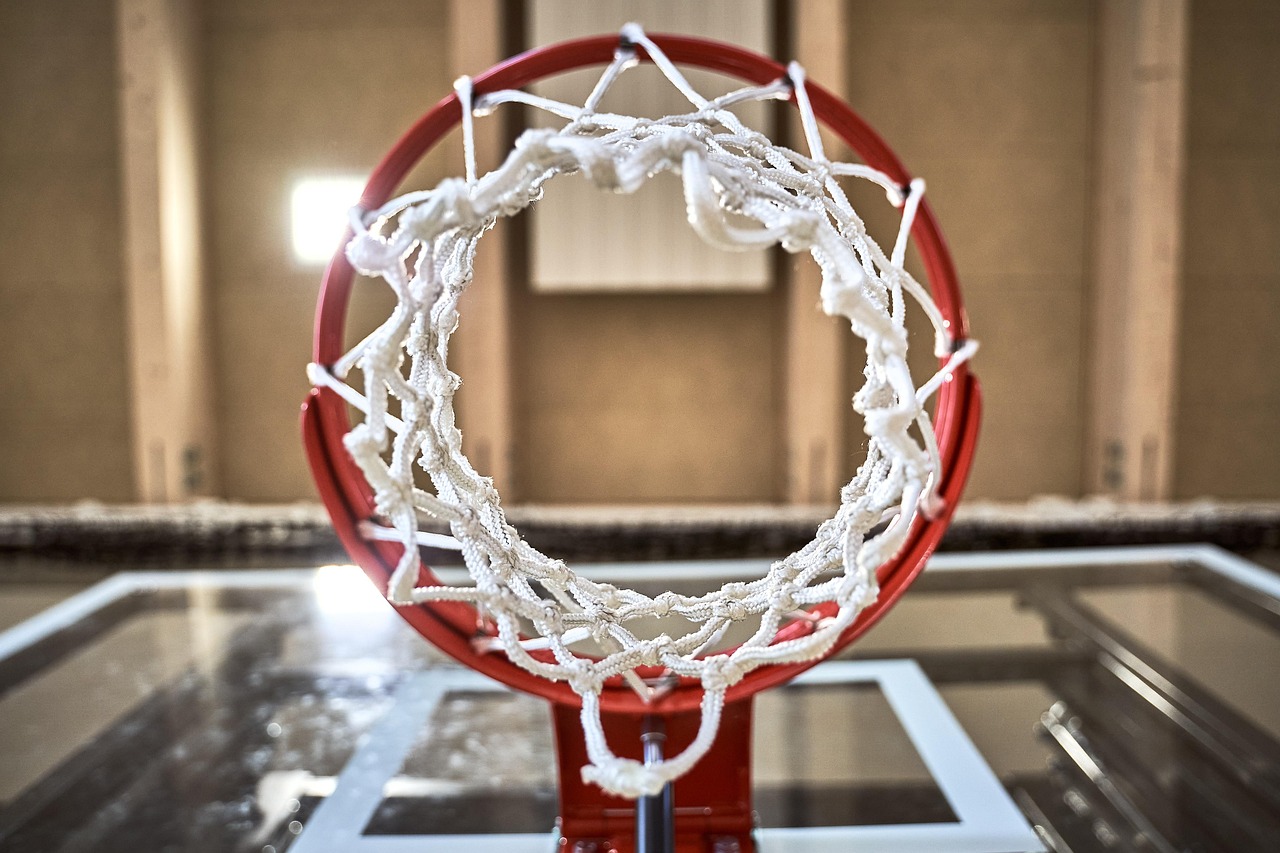 夜遅くにジムを利用する際の注意点は？